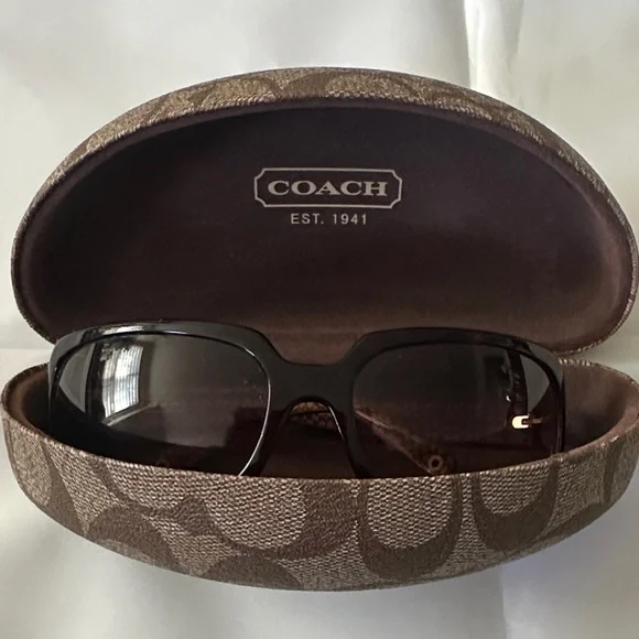 😎 COACH Brown Sunglasses with signature case - Picture 2 of 12